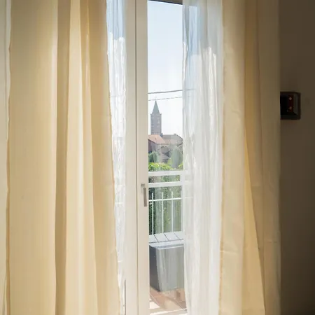 Carrera Living 4* Borgomanero