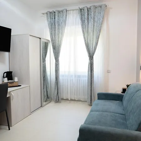 Carrera Living 4* بورجومانارو